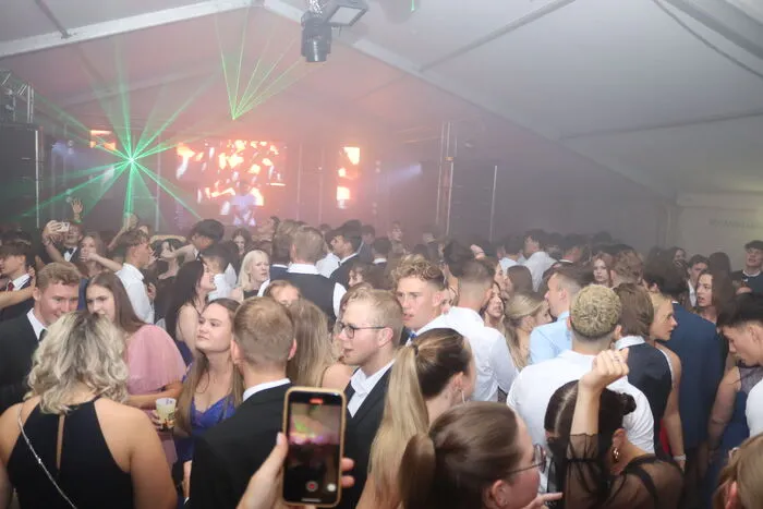 Im angebauten Discozelt gab es wieder Partystimmung ohne Ende.