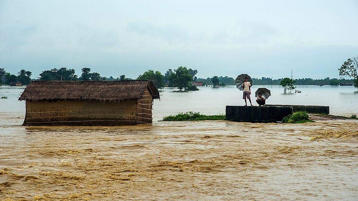 Überflutetes Gebiet im Bezrik  Birgunj Parsa, etwa 200 km südlich von Kathmandu