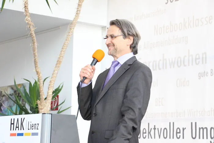 Bitte klicken Sie sich durch die Fotos . . .