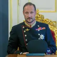 König Haakon VIII: Während der Ruf seiner Frau Mette-Marits im Keller ist, punktete der 53-Jährige zuletzt