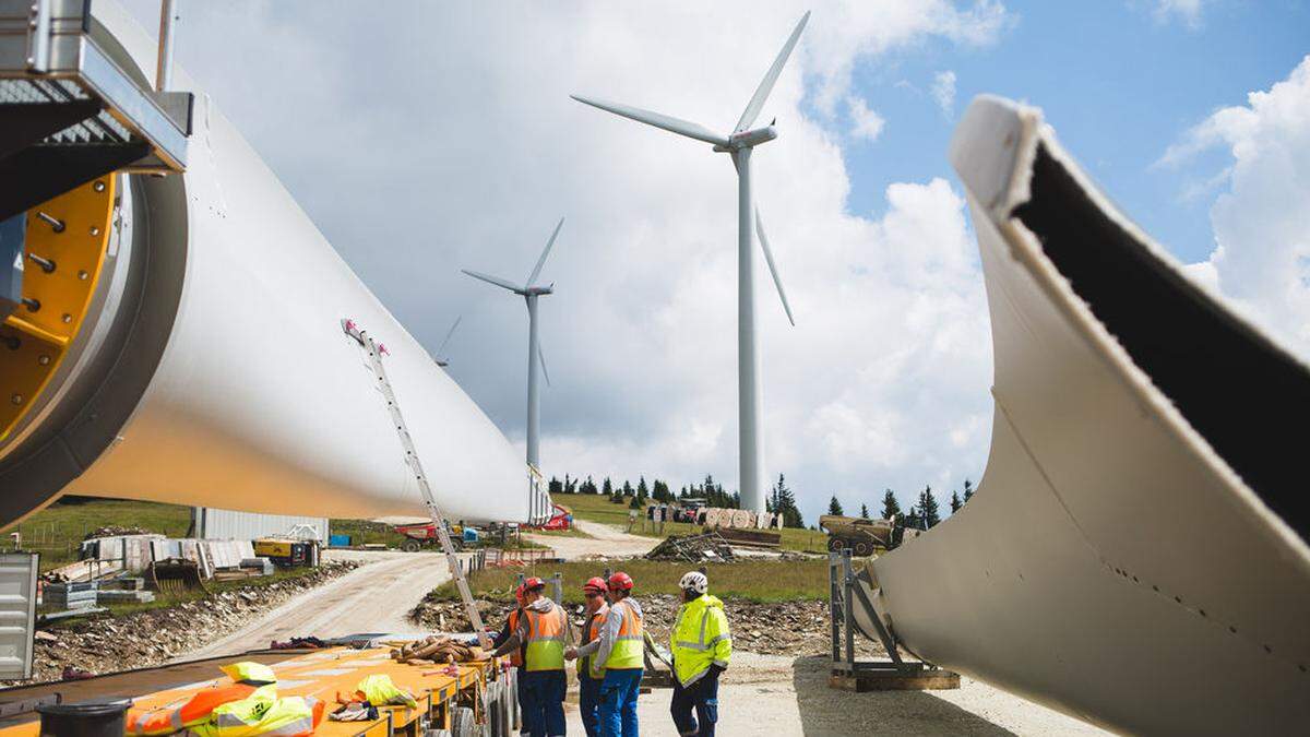 Errichtungsarbeiten für einen Windpark. In Metznitz ist es noch nicht so weit.