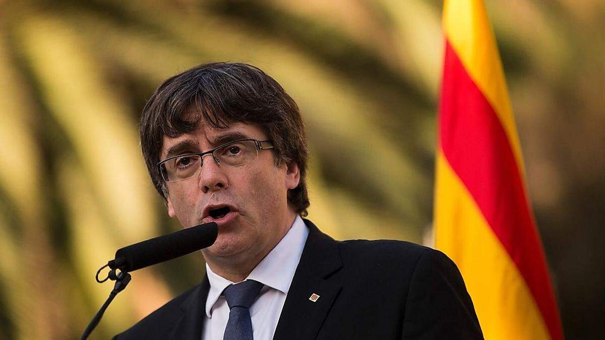 Puigdemont weicht Ultimatum Rajoys aus 