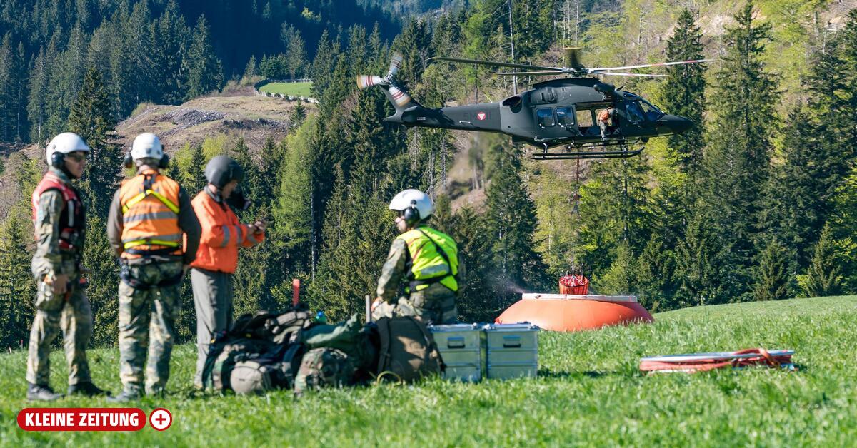 Styrian air rescue worker injured in forest fire in Lesach Valley
