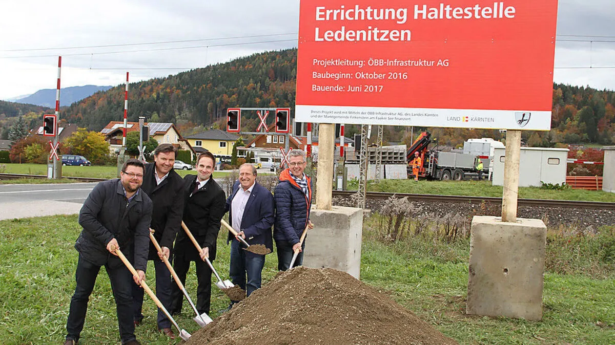 Der symbolische Spatenstich erfolgte am Montag