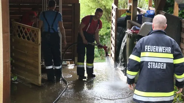 Die Feuerwehrleute aus dem Bereich Radkersburg standen am Samstag wieder im Einsatz.