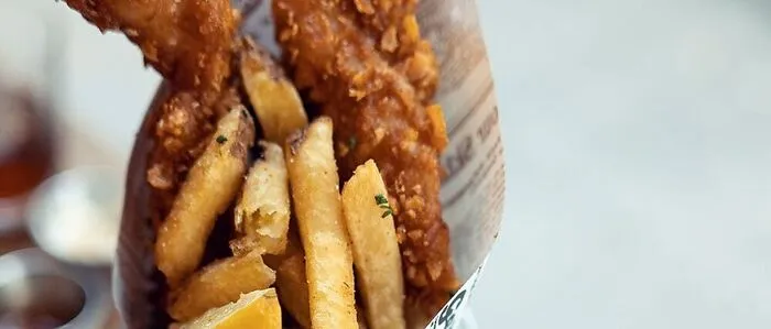 Deftiger Klassiker aus England: Fish & Chips