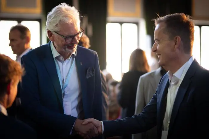 Verbund-Vorstandsvorsitzender Michael Strugl und RLB-Kärnten-Vorstandssprecher Manfred Wilhelmer