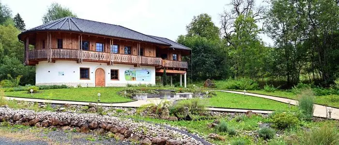 Ein Haus in idyllischer Lage.