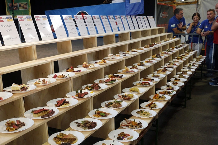 Ein großes Unterhaltungsprogramm für die ganze Familie, Grillgeräte-Ausstellung und kulinarische Genüsse sorgten für die perfekte Stimmung bei diesem Großevent.