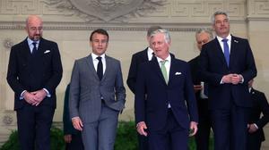 Besuch beim König: Karl Nehammer mit Charles Michel, Emanuel Macron und König Philippe in Brüssel