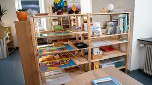 Nach Montessori-Grundsätzen werden spezielle Lernmaterialien verwendet