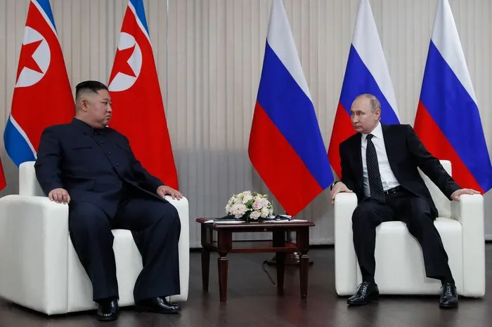 Im Anschluss sollen die Delegationen beider Länder zusammenkommen. Nach offiziellen russischen Angaben war aber zunächst nicht geplant, dass die Seiten irgendwelche Vereinbarungen unterzeichnen oder eine gemeinsame Gipfelerklärung abgeben. Russische Kommentatoren hatten das Ereignis auch als Imagekampagne für Kim und Putin bezeichnet.