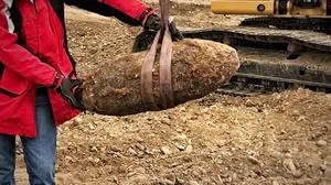 Im Bild: eine Fliegerbombe, die 2019 auf den Reininghausgründen entschärft wurde. Nun wurde wieder ein Kriegsrelikt bei Bauarbeiten in Graz gefunden