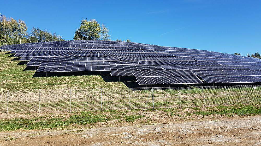 In Mötschendorf in Kammern wurde seitens des Landes Steiermark eine Fläche von rund 30 Hektar als Photovoltaik-Vorrangzone vorgeschlagen (Sujetfoto)