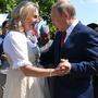 Ex-Außenministerin Kneissl und Russland Präsident Putin bei Kneissls Hochzeit