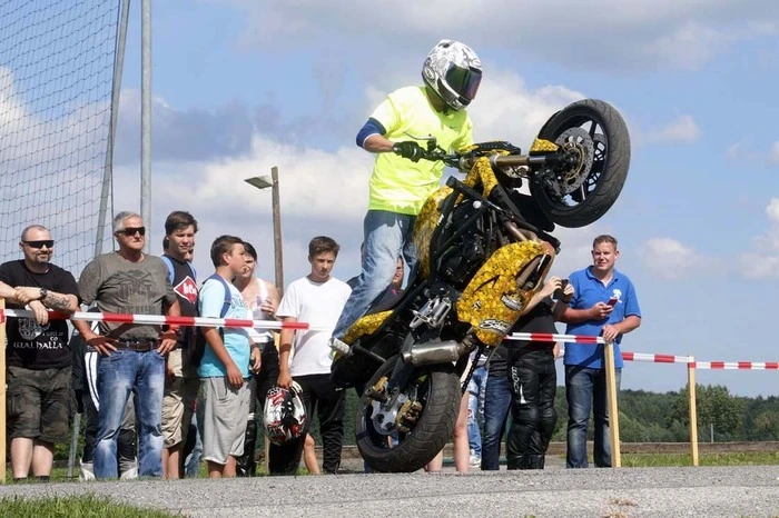 Zum ultimativen Highlight für die vielen Besucher zählte die spektakuläre Stunt-Show.