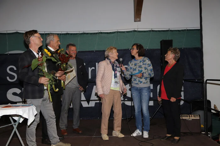 Im Rahmen der Geburtstagsfeier wurden auch noch die zwei Gründungsmitglieder, Heidi Lesanovsky und Lore Schrenk, geehrt.