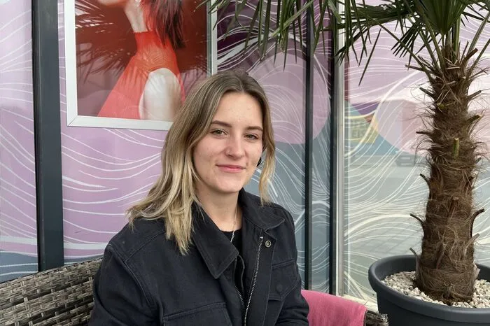 Nadine Herg, 20, Friseurin aus Leibnitz: "Viele der Konzepte, die mit New Work zusammenhängen, wie zum Beispiel eine Vier-Tage-Woche sind in einem Friseurbetrieb schwer umsetzbar. In meinem Freundeskreis gibt es aber viele, die Gleitzeit und Homeoffice-Vereinbarungen haben und nur an zwei Tagen in der Woche am Arbeitsplatz anwesend sein müssen. Sie sind begeistert von dem Konzept."