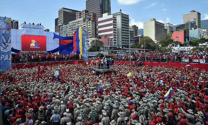 Auch Maduro mobilisierte die Massen 