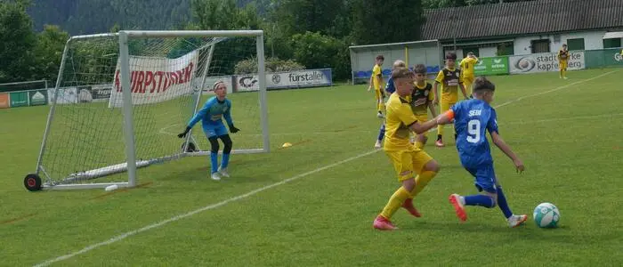 Beim Knirpsturnier in Kapfenberg zeigten Jungs aus vier Teams ihr Können