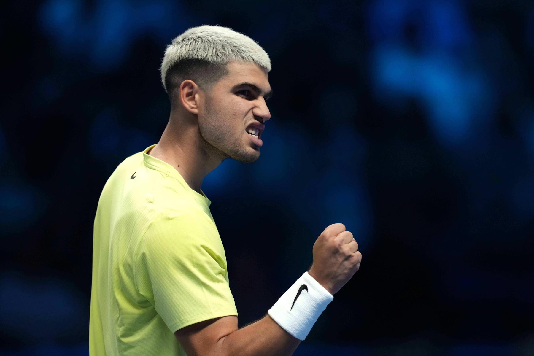 ATP Finals: Carlos Alcaraz startet mit einem Sieg gegen Alex de Minaur