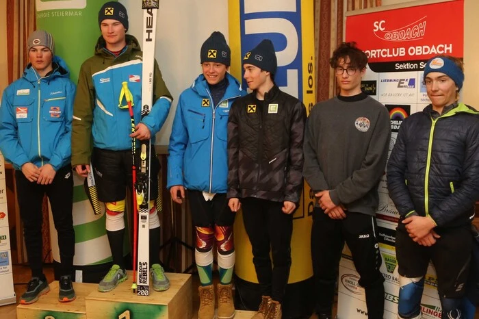 Den Landesmeistertitel im Riesentorlauf holten Hannah Göschl (SC Liezen) und Christoph Trinker (WSV Pichl).
