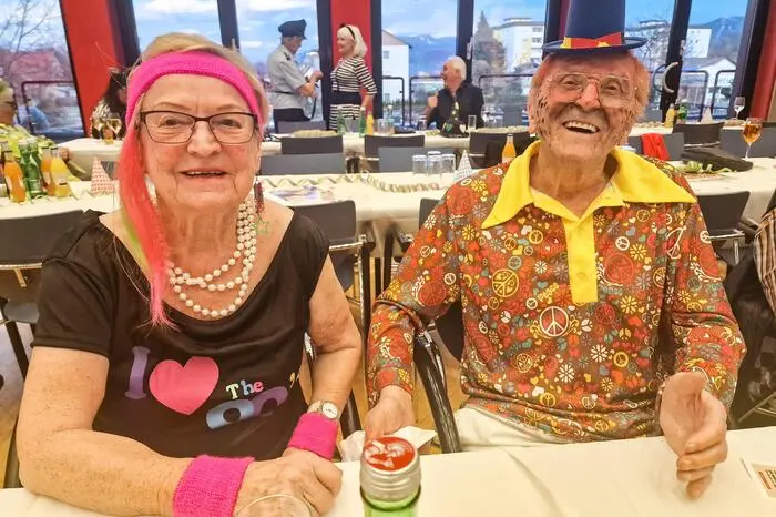 Bürgermeister Lenger bedankte sich bei allen Beteiligten und den wunderbaren Gästen für die ausgelassene Stimmung und die schönen Faschingsstunden in Spielberg.