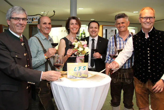Dir. Johann Muggi hatte mit seinem Team (Franz Wigoschnig, Evelyn Quendler, German Pichler, Gerard Gaug und Gernot Spendier) mustergültig die Fäden gezogen. 