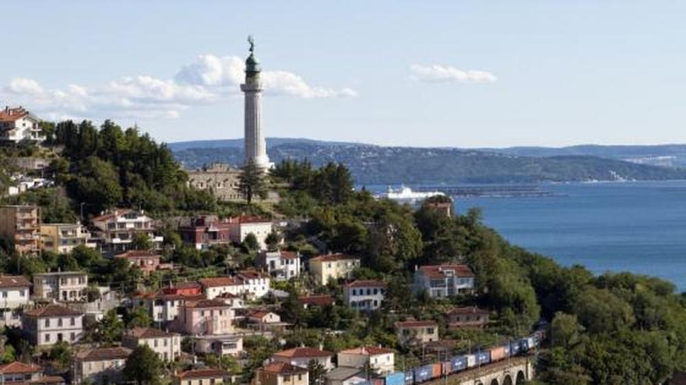 Wieder geöffnet: Touristen stürmen den Triester Leuchtturm