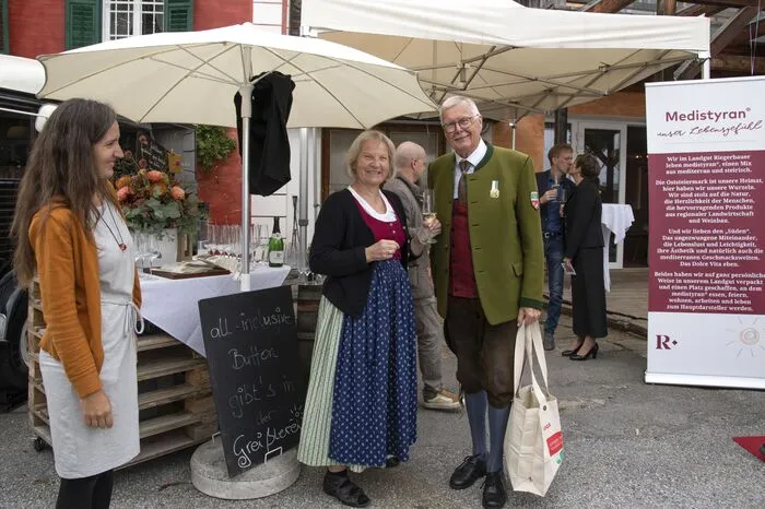 Es gab nicht nur "370 Jahre Gut Riegerbauer" zu feiern, Tochter Greta bekam zum 9. Geburtstag eine Geburtstagstorte
