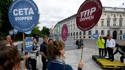 Kundgebung Ende Mai vor dem Bundeskanzleramt