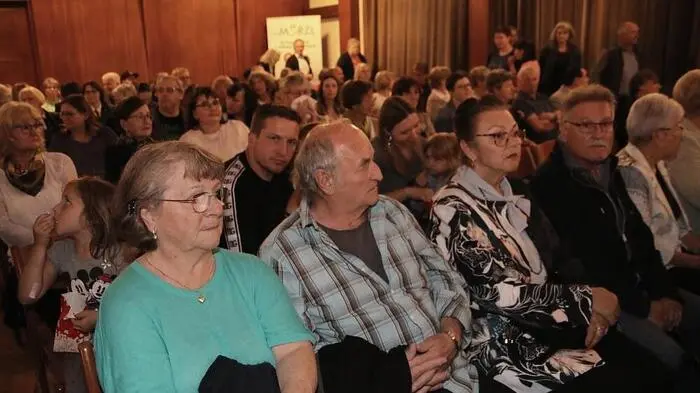 Das Volkshaus in Bärnbach konnte die vielen Besucher kaum fassen, welche zum Filmmusikkonzert am vergangenen Samstag gekommen waren.