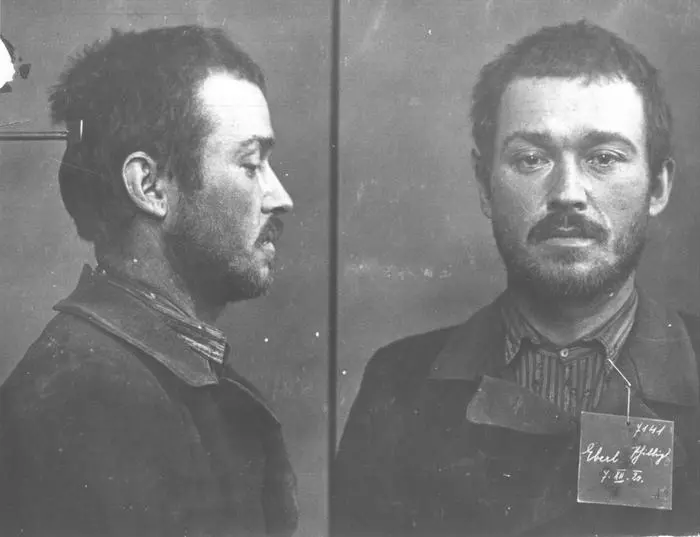 Kommt ebenfalls im Buch vor: Philipp Eberl, „der Schrecken der Koralpe“, auf einer erkennungsdienstlichen Fotografie vom 7. Oktober 1920