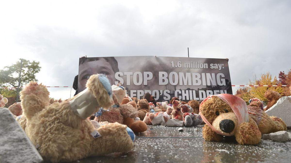 Demo gegen die Bombardierung von Aleppo