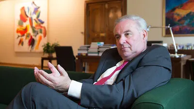 SchützenhöferArbeitszimmer in der Grazer Burg: „Die Leute beobachten immer ganz genau, wie wir gerade dreinschauen“ 