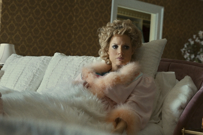 Jessica Michelle Chastain in "The Eyes of Tammy Faye" war die Überraschungskandidatin für eine Nominierung als beste Darstellerin in einer Hauptrolle. Ende März kann man das Biopic auf Disney+ streamen.