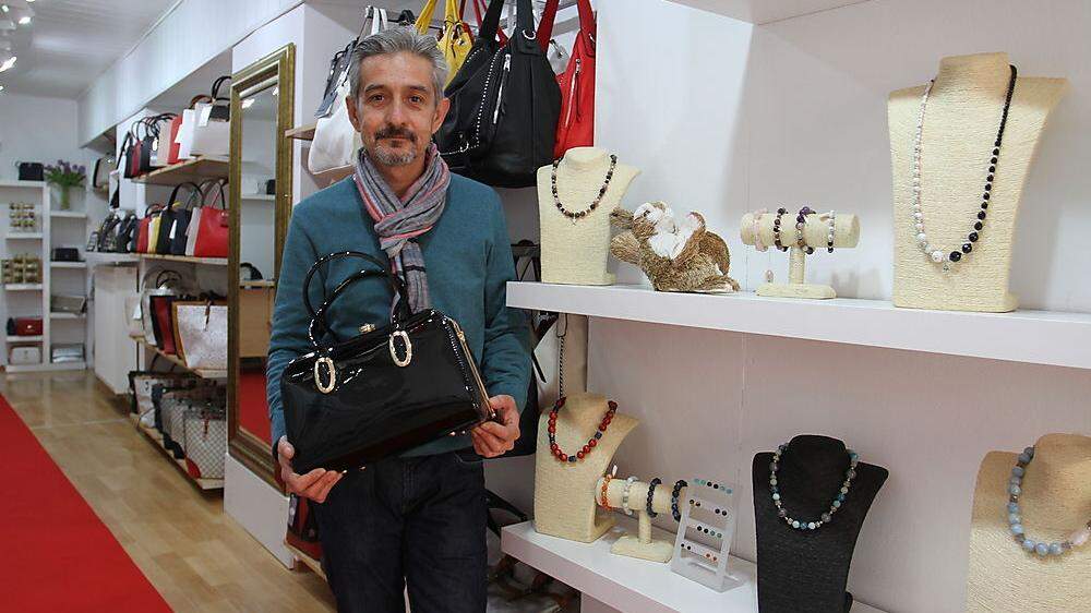Baykan Atalay eröffnete den Shop Anfang April
