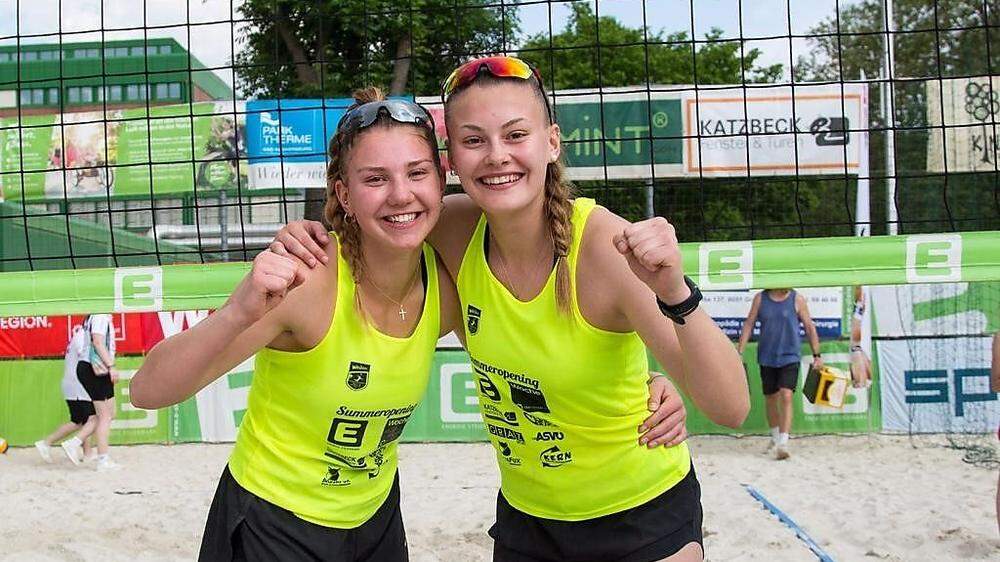 Magdalena Rabitsch (links) und Anja Trailovic holten den ersten Sieg bei den Profis