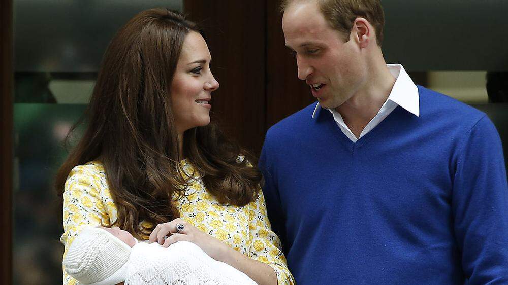 Prinz William und seine Frau Kate mit der kleinen Prinzessin