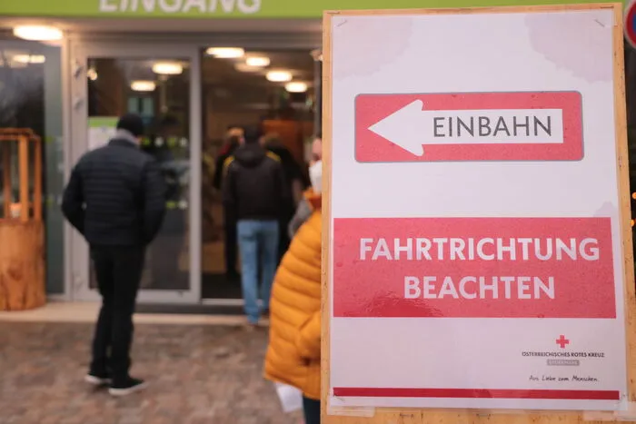 Im Laufe des Vormittags lief der Testbetrieb voll an und die Warteschlangen verschwanden.
