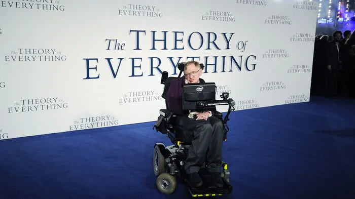 Ein großer mit mindestens ebenso so großen Gedanken ist nicht mehr: Der britische Astrophysiker Stephen Hawking verstarb im Alter von 76 Jahren friedlich in seinem Haus in Cambridge.