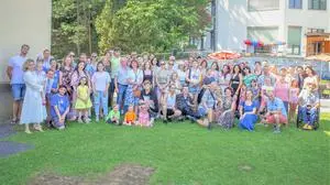 Ein Gruppenfoto beim Willkommensfest