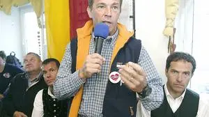 Ende August 2003 verkündete Haider bei den Umweltgesprächen seine Wiederkandidatur bei den Landtagswahlen 2004