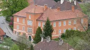 Der Kammerhof, wo auch das Postmuseum seinen Platz hat, wird Schauplatz des ersten Genussmarktes