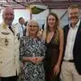 Sie habe „Sympathie für das Bundesheer, aber nicht für die Airpower“, sagt SPÖ-Bundesrätin Gabriele Kolar (2. v. l.), hier beim Sommerball am Donnerstagabend. Im Bild mit Air Chief Gerfried Promberger, der Knittelfelder SPÖ-Gemeinderätin Amra Haller und Bürgermeister Harald Bergmann 