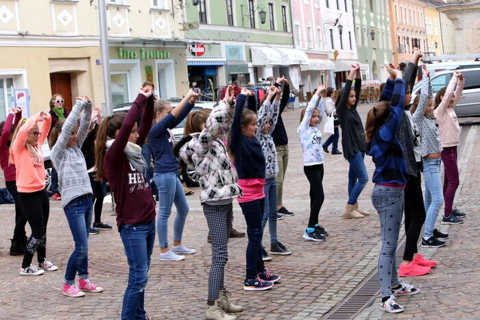 Aber auch für die Tanzgruppe des St. Veiter BG (Leitung: Sandra Waczaunek) gab es viel Beifall.