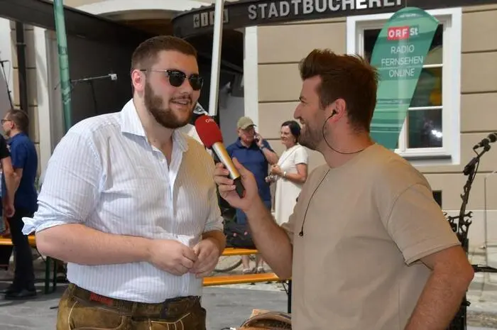 Lukas Bencics, Geschäftsführer des Tourismusverbands, berichtete von einer erfolgreichen Sommersaison in Murau und den umliegenden Regionen sowie von den vielfältigen kulinarischen Angeboten.
