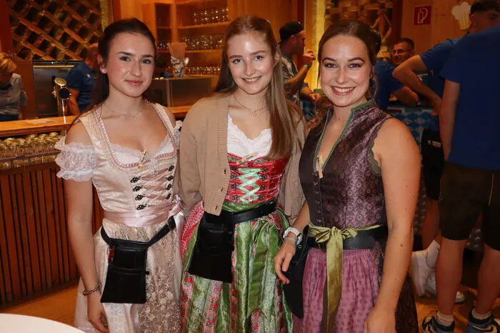 Klicken Sie sich durch die Bilder!