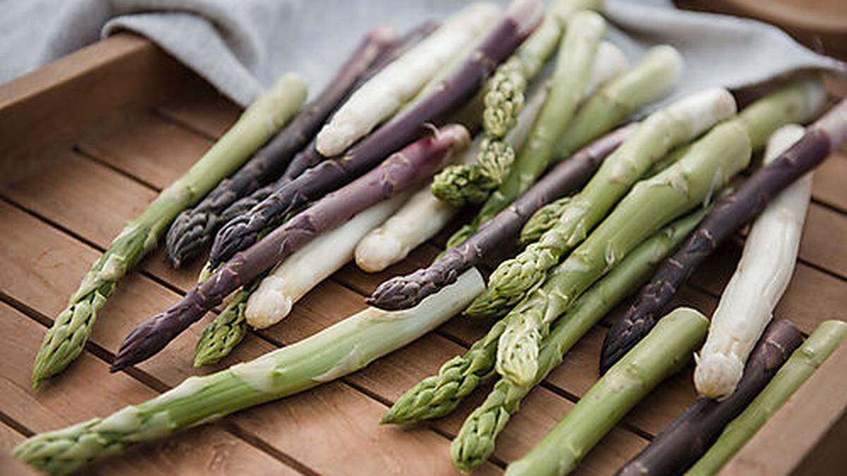 Ab sofort ist weißer Spargel am Spargelhof Sternath in St. Stefan erhältlich