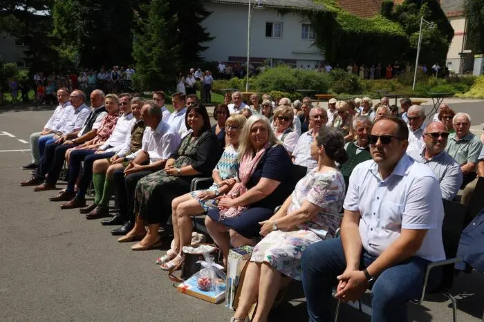 Zahlreiche Gäste waren gekommen, um die Markterhebung vor 70 Jahren zu feiern